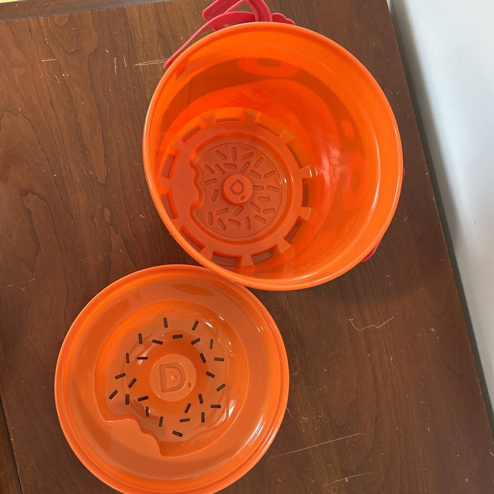 Dunkin Donuts Munchkin Beach Bucket Sand Shovel 2025 Limited Edition Summer - Picture 8 of 8